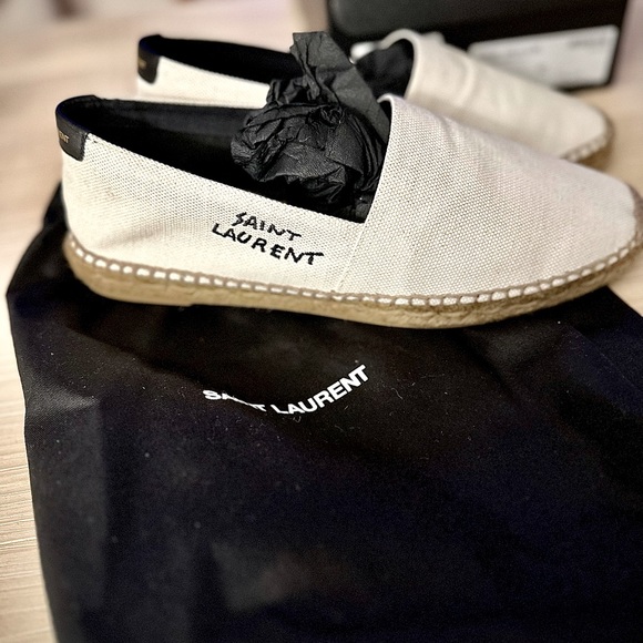 SAINT LAURENT EMBROIDERED ESPADRILLES IN CANVAS. - Picture 1 of 5